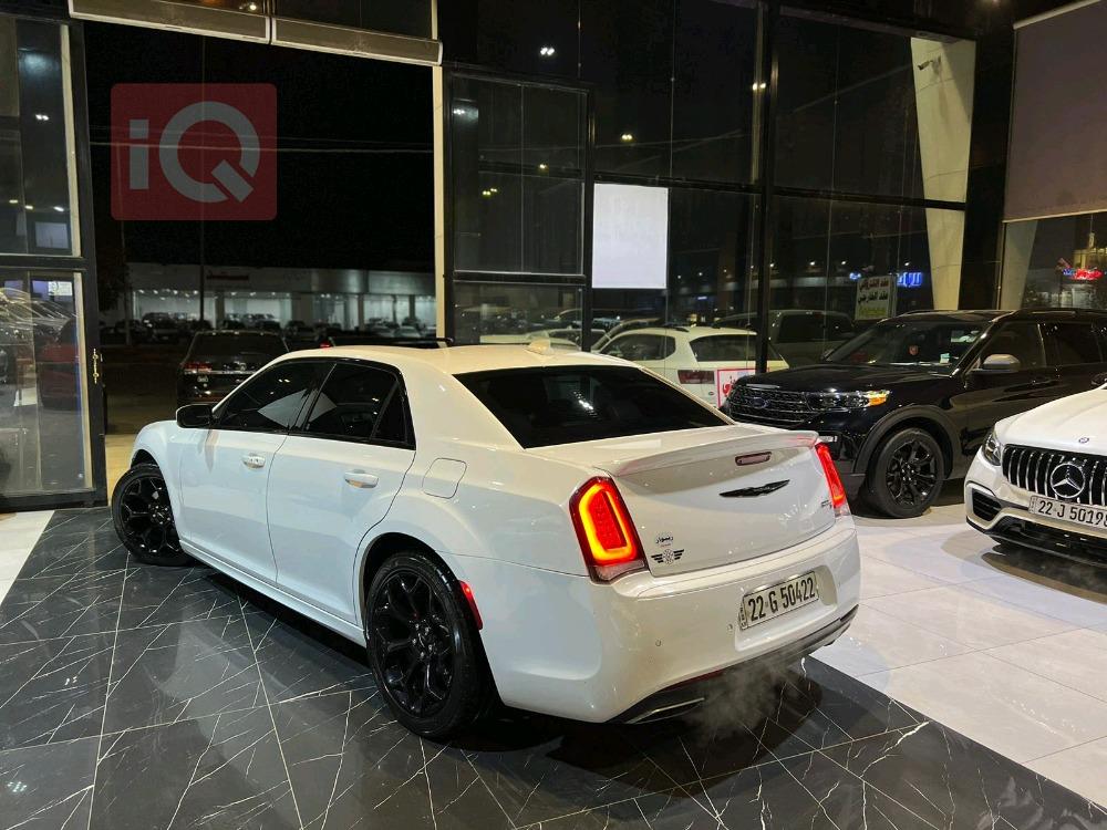 Chrysler 300
